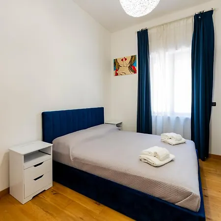 Guesthost - Modern Flat X4 Center Pescara