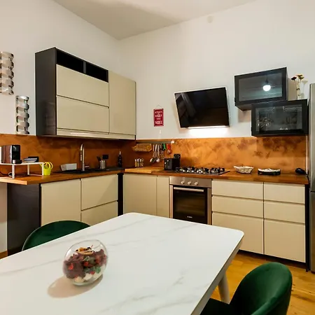 Guesthost - Modern Flat X4 Center Apartamento *