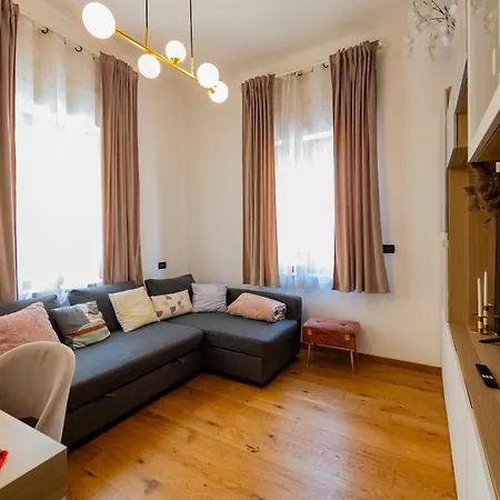 Guesthost - Modern Flat X4 Center Apartamento *