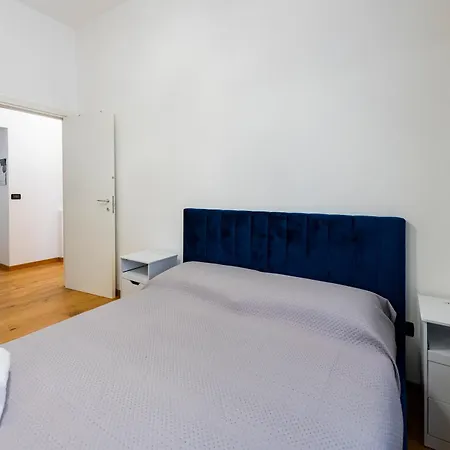 Guesthost - Modern Flat X4 Center Pescara