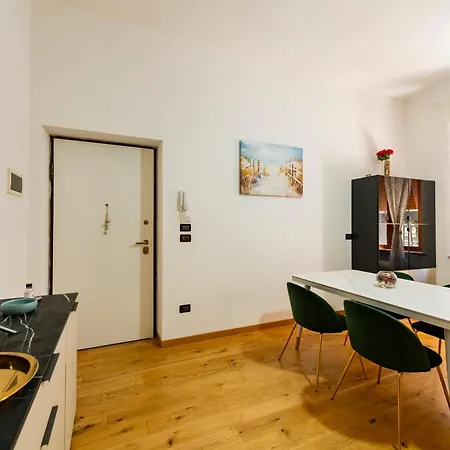 Guesthost - Modern Flat X4 Center Pescara